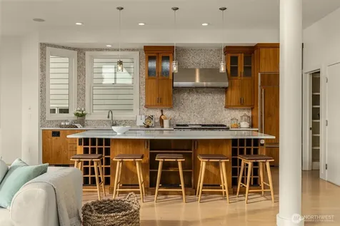 6007 Hazelwood Lane SE Bellevue WA 98006