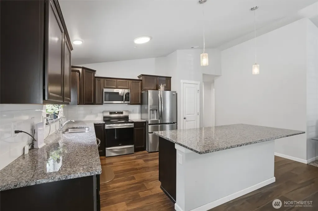 7219 182nd Avenue Ct NW Vaughn WA 98394