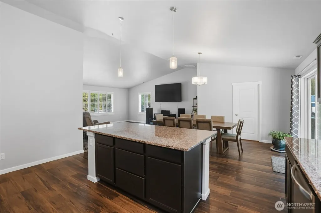 7219 182nd Avenue Ct NW Vaughn WA 98394