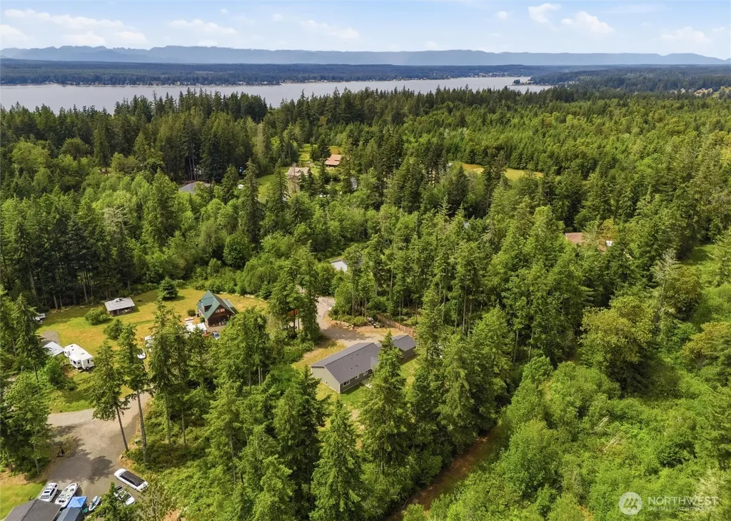 7219 182nd Avenue Ct NW Vaughn WA 98394