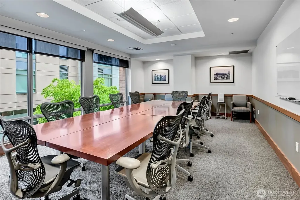 910 Lenora Street Seattle WA 98121