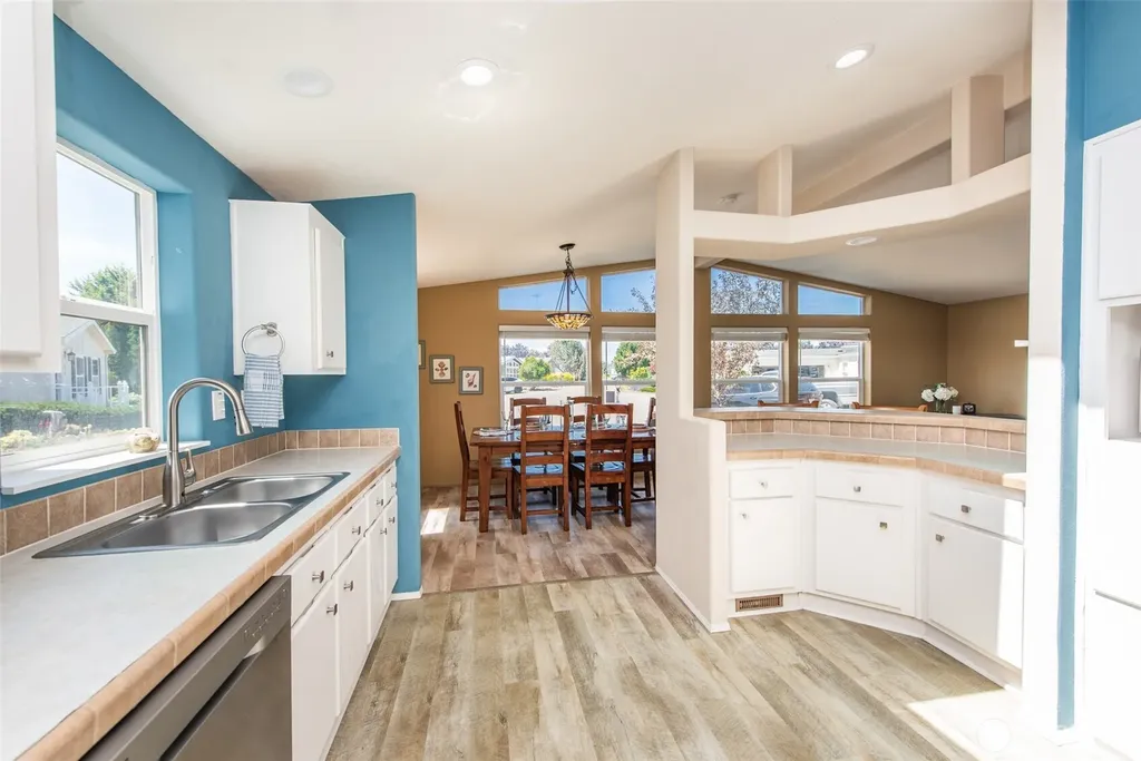 622 N Seventh Avenue Sequim WA 98382