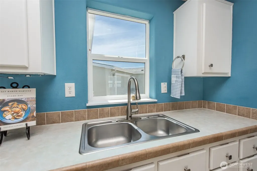 622 N Seventh Avenue Sequim WA 98382