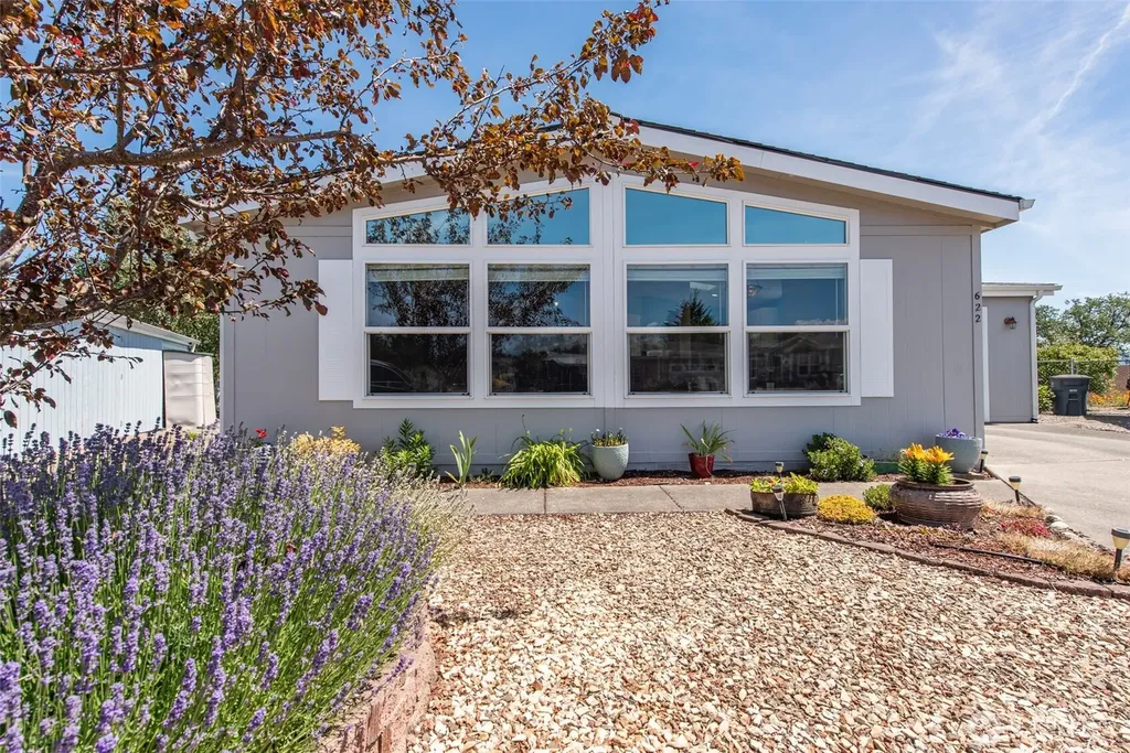 622 N Seventh Avenue Sequim WA 98382
