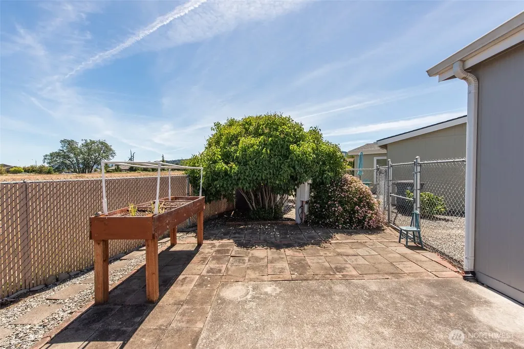 622 N Seventh Avenue Sequim WA 98382
