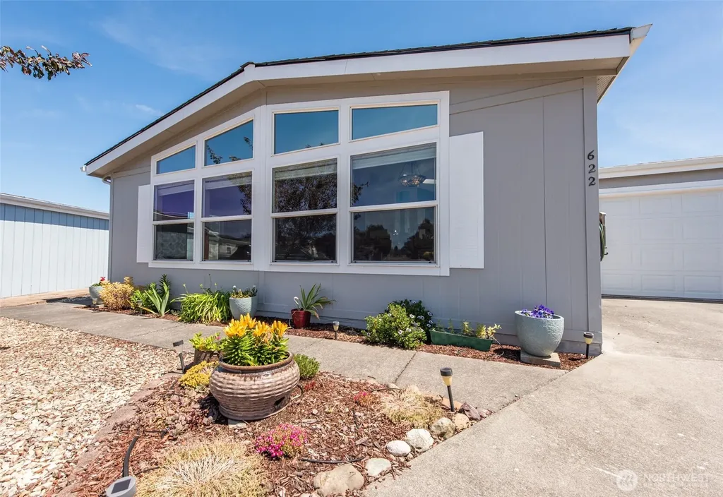 622 N Seventh Avenue Sequim WA 98382