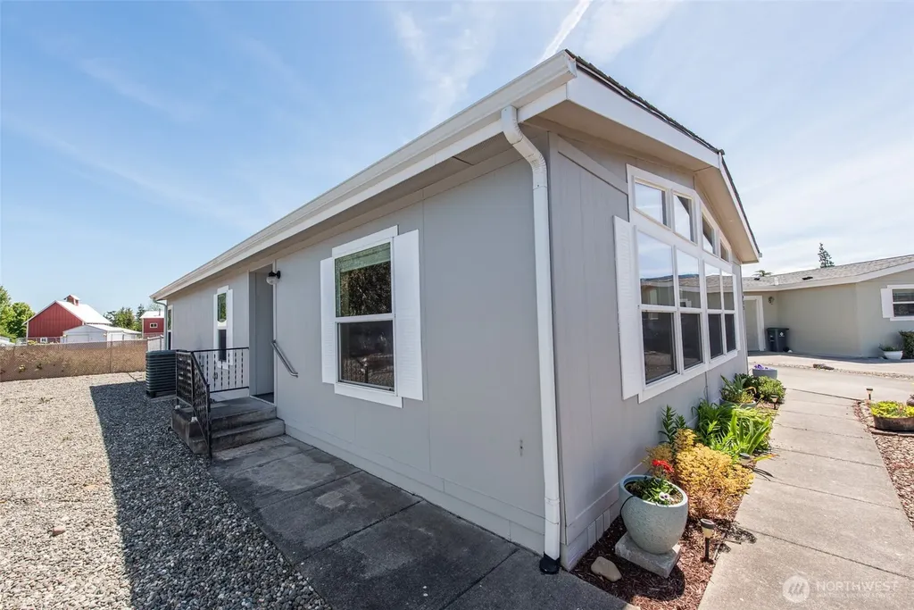 622 N Seventh Avenue Sequim WA 98382