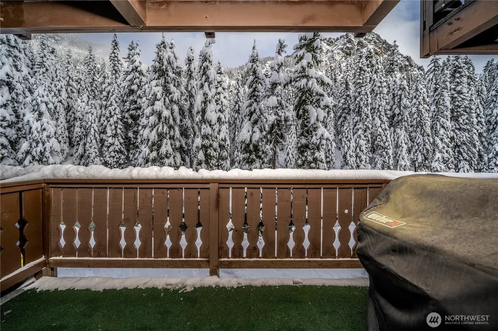 74 Erste Street North Bend WA 98045