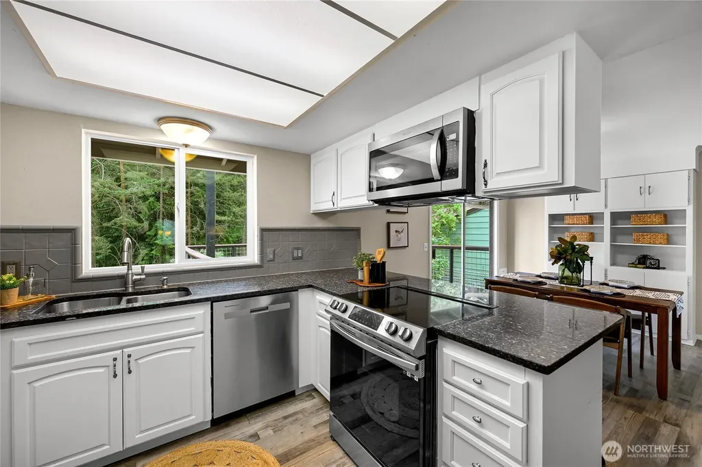 1322 Birch Street Bellingham WA 98229