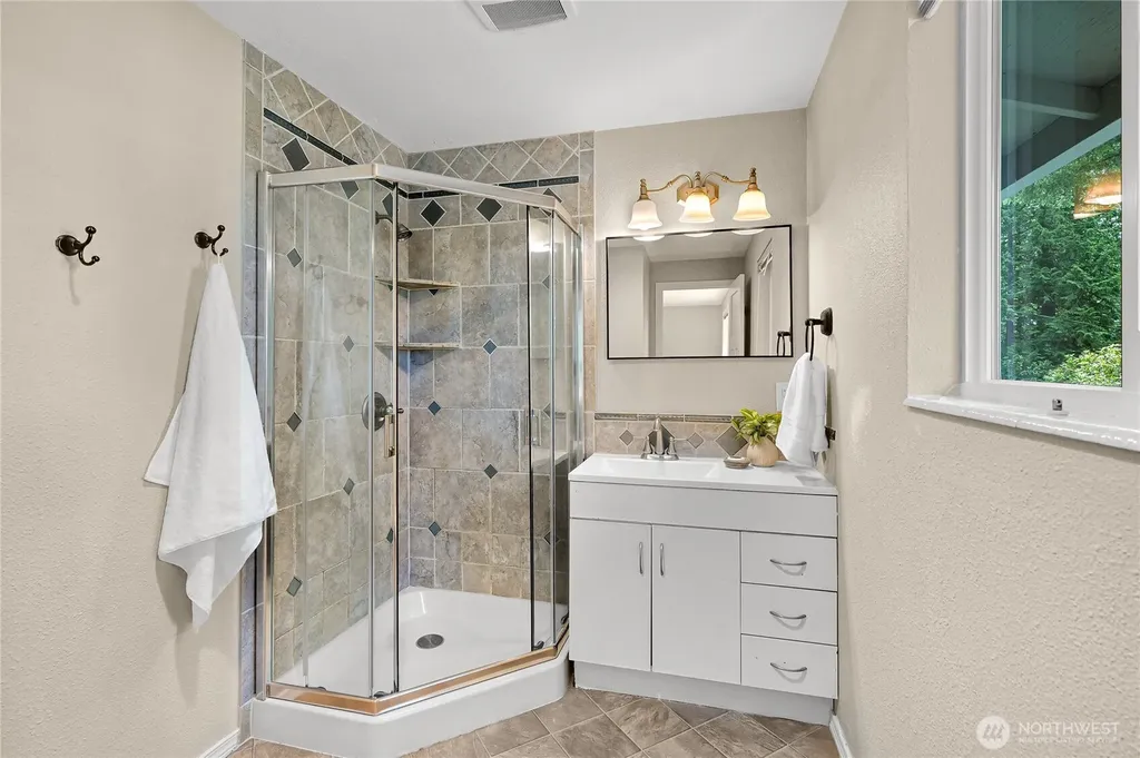 1322 Birch Street Bellingham WA 98229