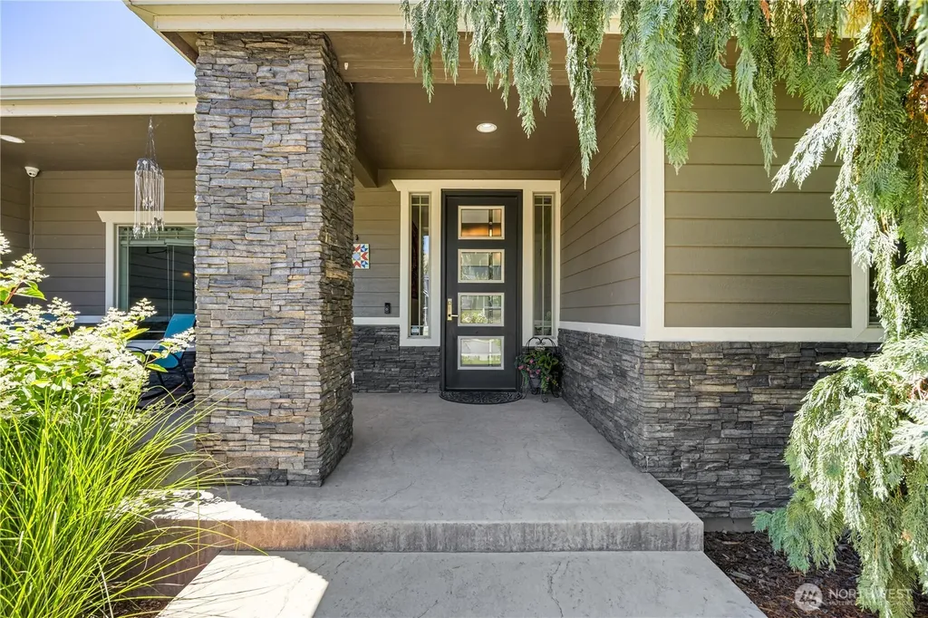 3484 Ashwood Drive East Wenatchee WA 98802