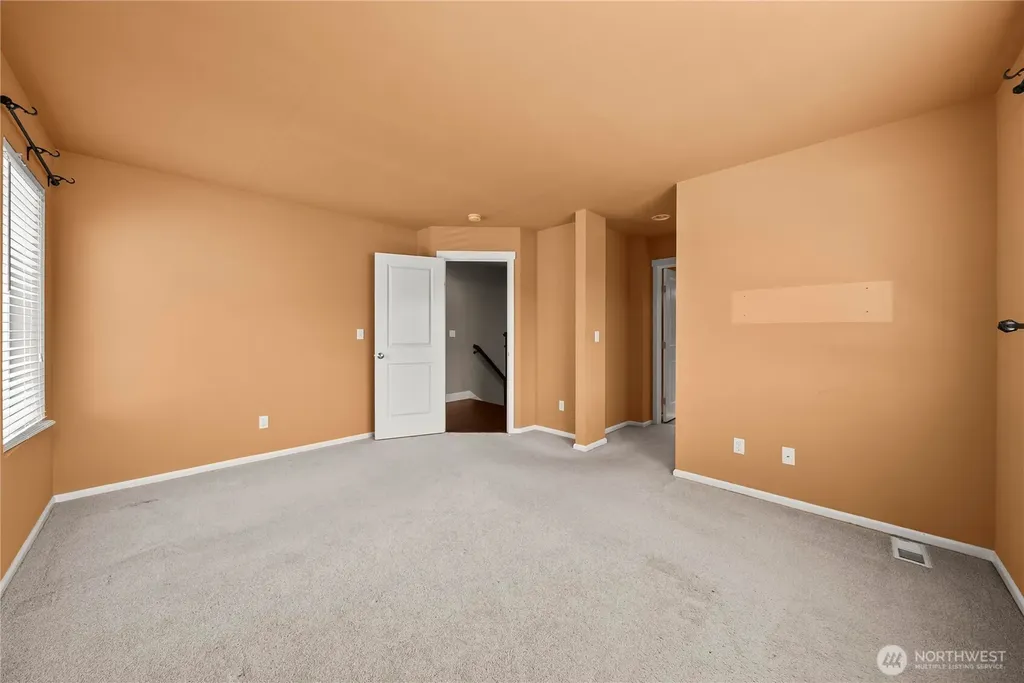 16216 23rd St E Lake Tapps WA 98391