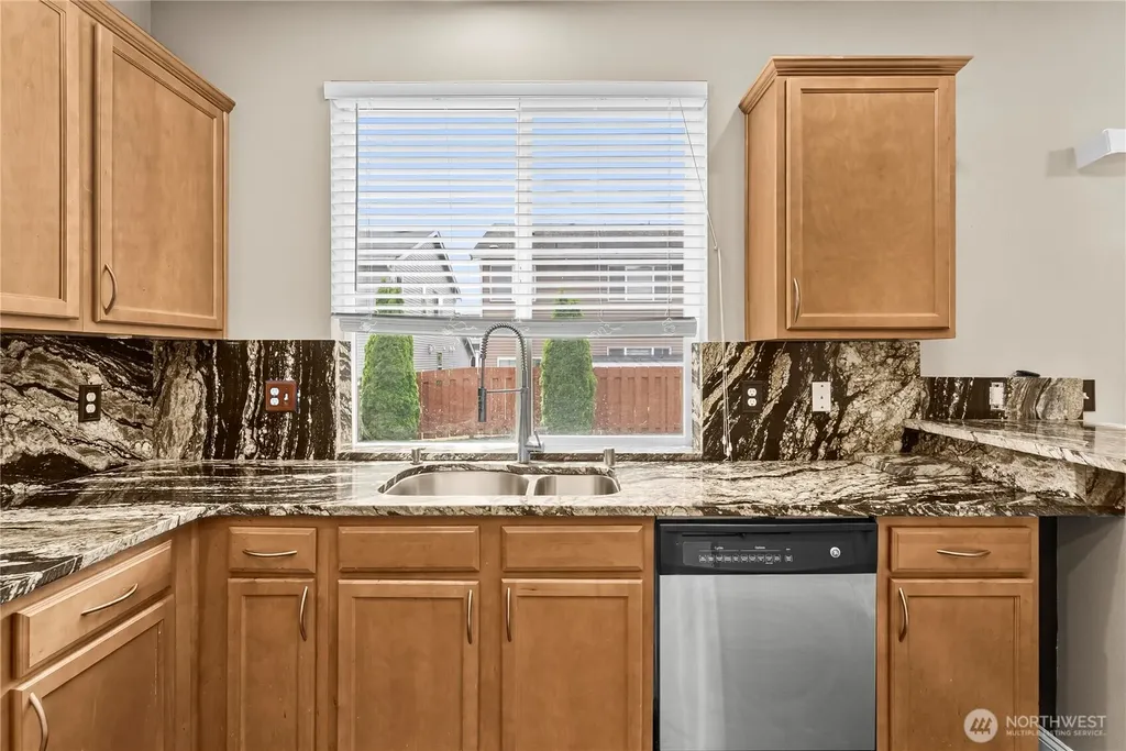 16216 23rd St E Lake Tapps WA 98391