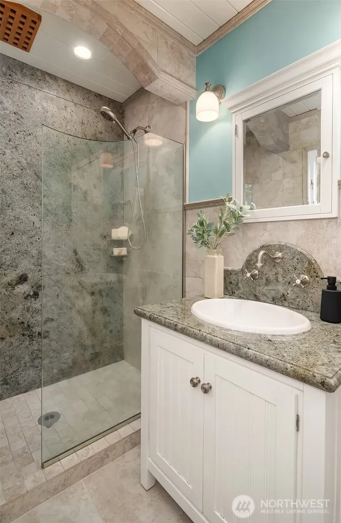 10157 SW 263 Street Vashon WA 98070
