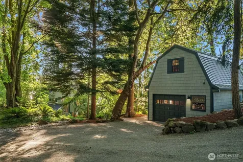 10157 SW 263 Street Vashon WA 98070