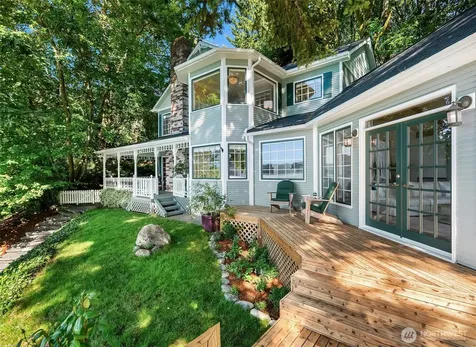 10157 SW 263 Street Vashon WA 98070
