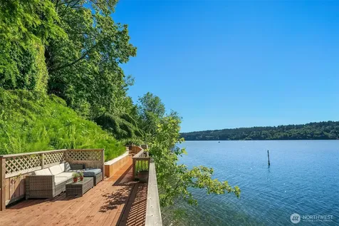 10157 SW 263 Street Vashon WA 98070