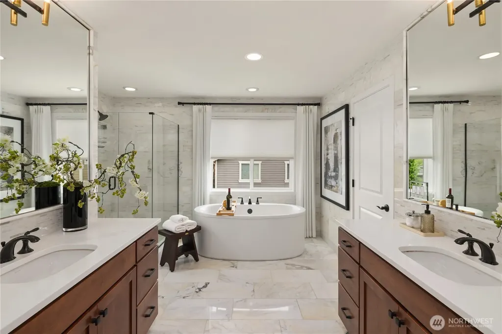 1444 242nd Avenue NE Sammamish WA 98074