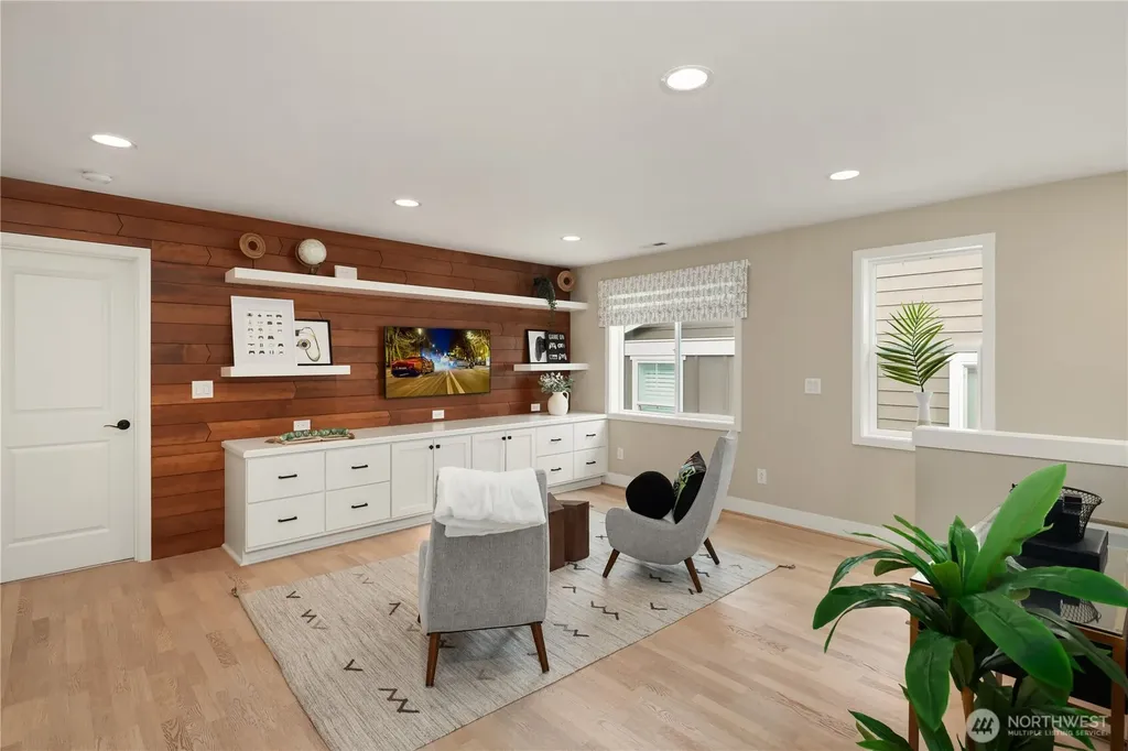 1444 242nd Avenue NE Sammamish WA 98074