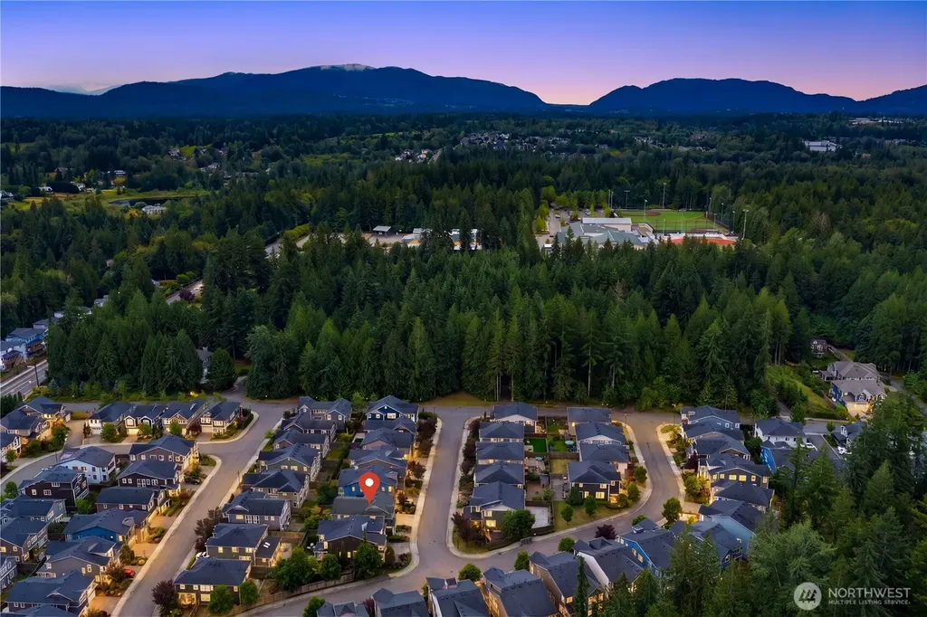 1444 242nd Avenue NE Sammamish WA 98074
