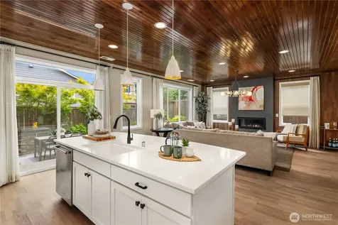 1444 242nd Avenue NE Sammamish WA 98074