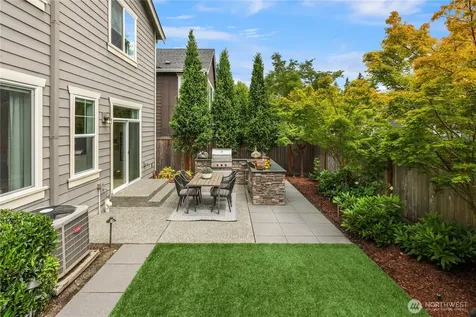 1444 242nd Avenue NE Sammamish WA 98074
