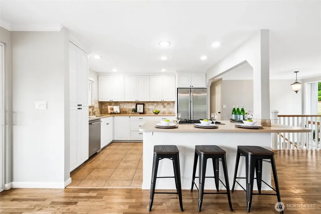 304 128th Avenue SE Bellevue WA 98005