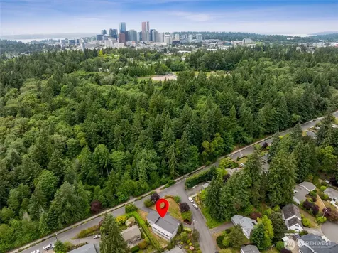 304 128th Avenue SE Bellevue WA 98005