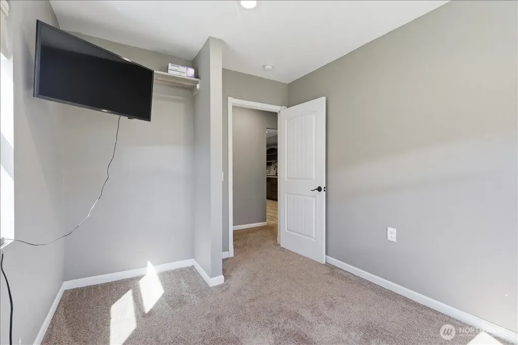 219 Washington Place Electric City WA 99123