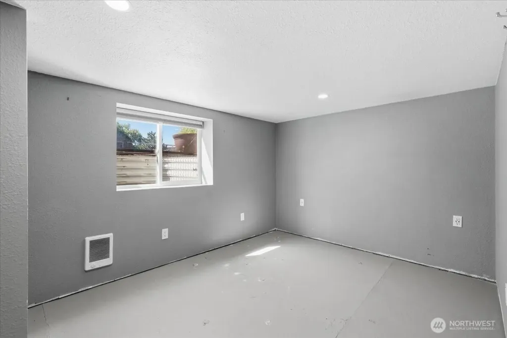 219 Washington Place Electric City WA 99123