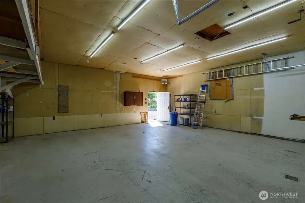 219 Washington Place Electric City WA 99123