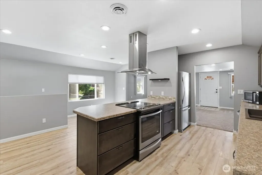 219 Washington Place Electric City WA 99123
