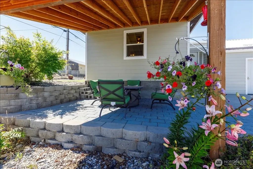 219 Washington Place Electric City WA 99123