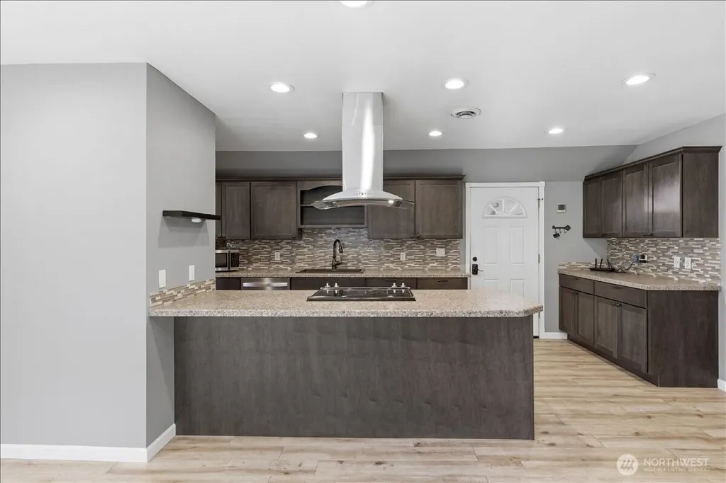 219 Washington Place Electric City WA 99123