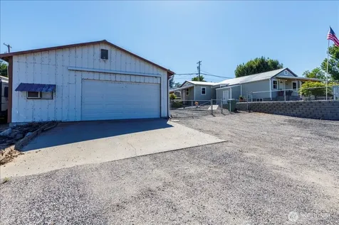 219 Washington Place Electric City WA 99123
