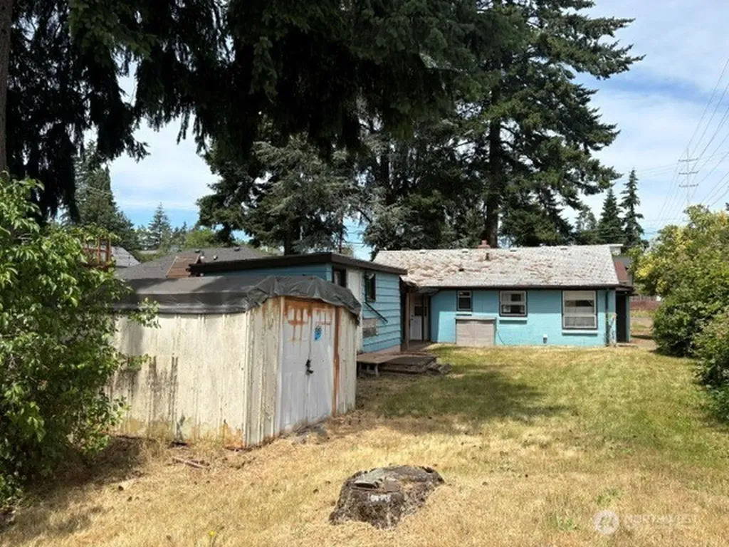 741 N 128th Street Seattle WA 98133