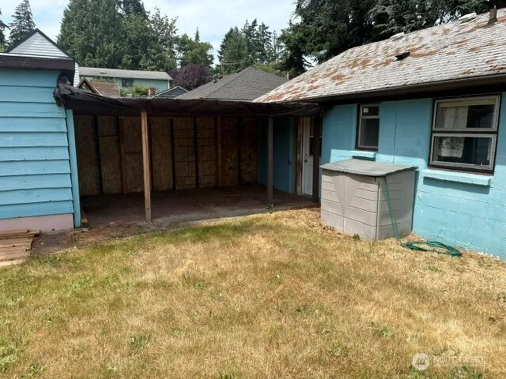 741 N 128th Street Seattle WA 98133