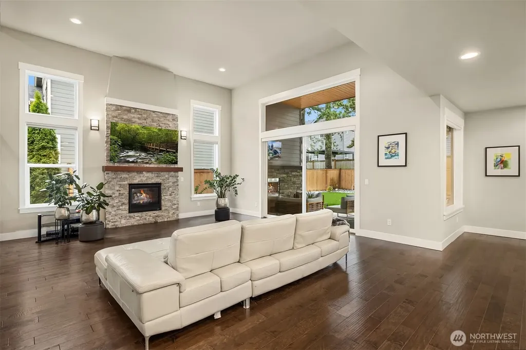 1435 242nd Place SE Bothell WA 98021