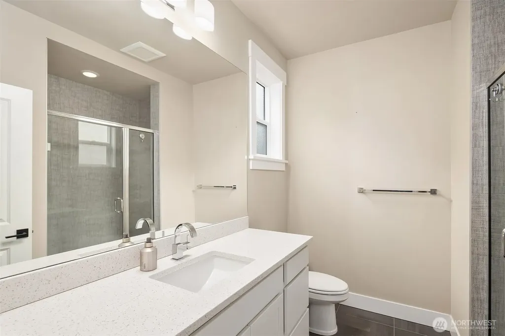 1435 242nd Place SE Bothell WA 98021