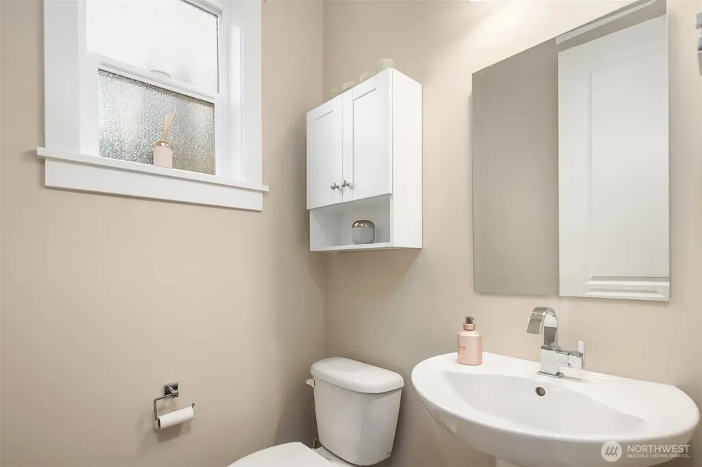 1435 242nd Place SE Bothell WA 98021