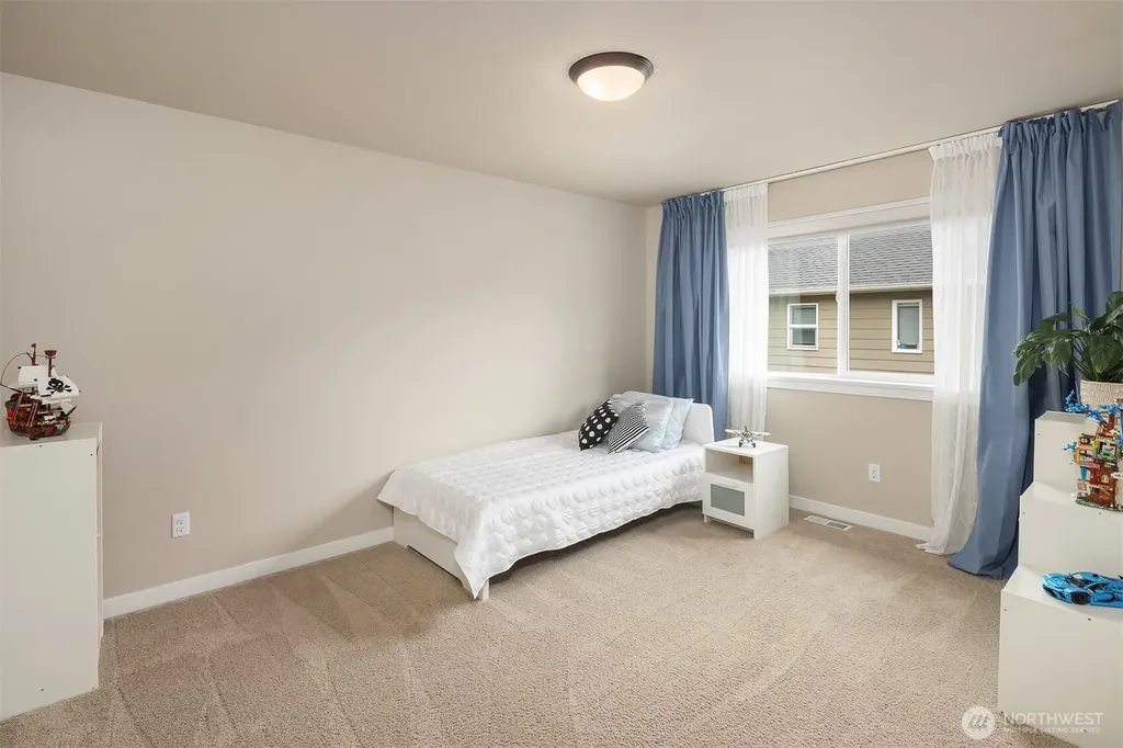 1435 242nd Place SE Bothell WA 98021