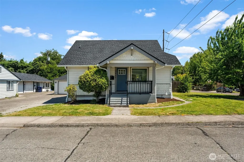 3857 S Park Avenue Tacoma WA 98418