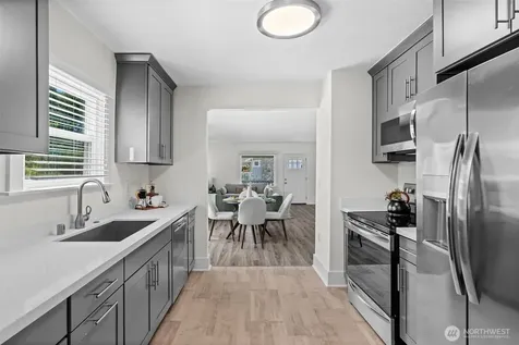 3857 S Park Avenue Tacoma WA 98418