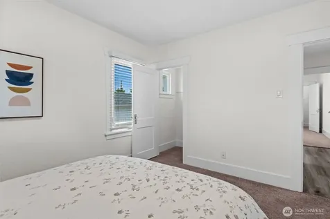 3857 S Park Avenue Tacoma WA 98418