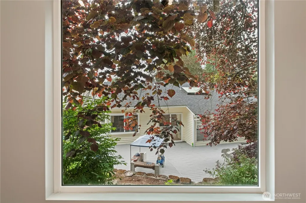 4649 189th Place SE Issaquah WA 98027