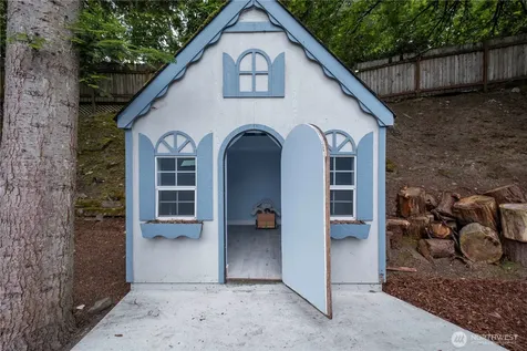 4649 189th Place SE Issaquah WA 98027