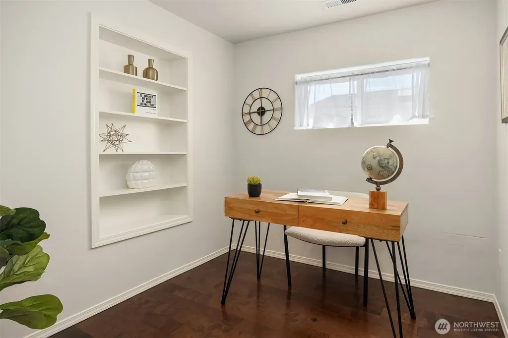 103 8th Avenue S Edmonds WA 98020