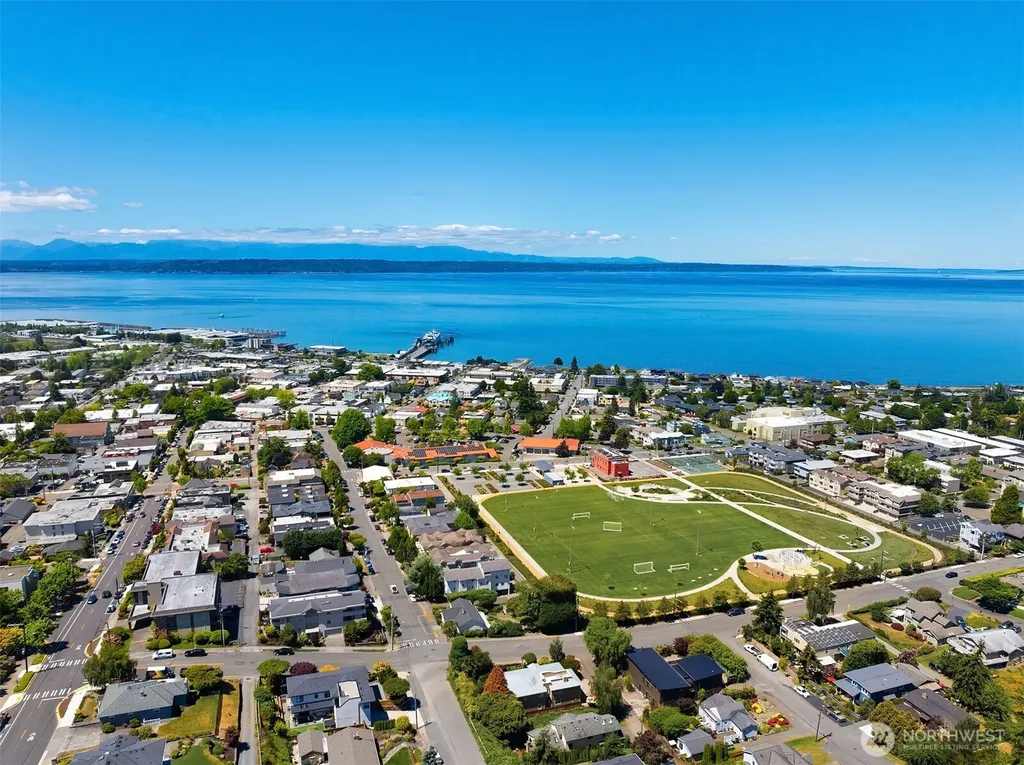 103 8th Avenue S Edmonds WA 98020