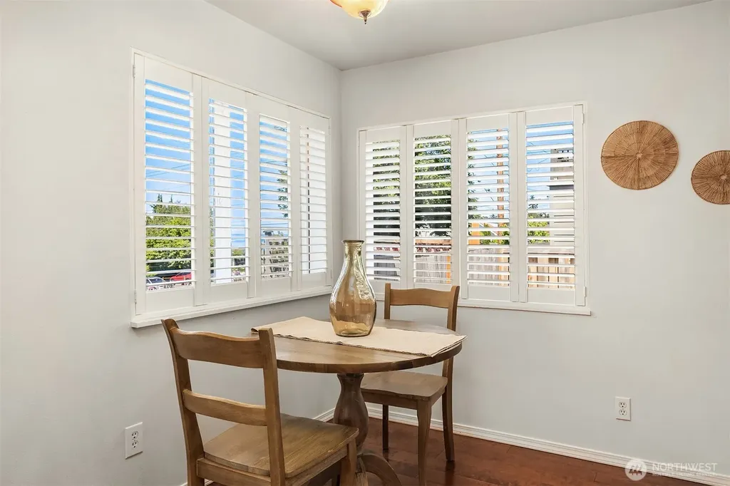 103 8th Avenue S Edmonds WA 98020
