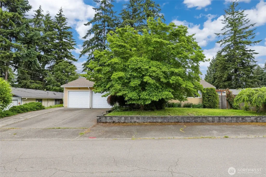 35626 13th Avenue SW Federal Way WA 98023